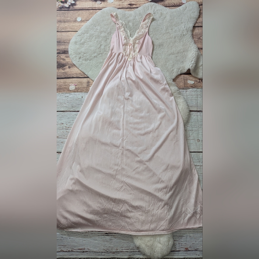 Vintage Olga Light Pink Peignoir Nightgown Small Lace Ribbon Nylon Spandex - Picture 11 of 12
